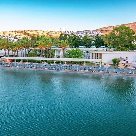 Ladonia Mio Bianco Hotel 4*